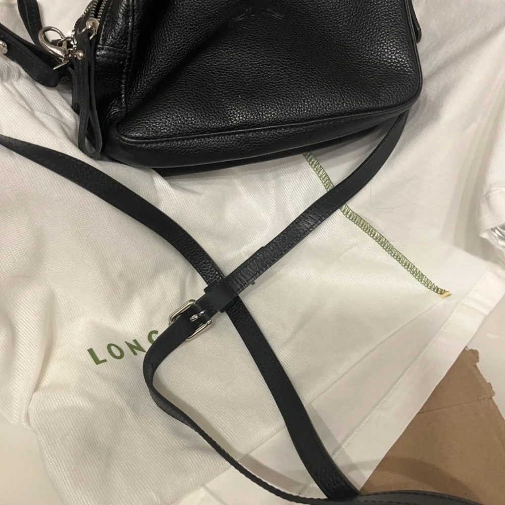 Longchamp camera bag - Picture 3 of 12